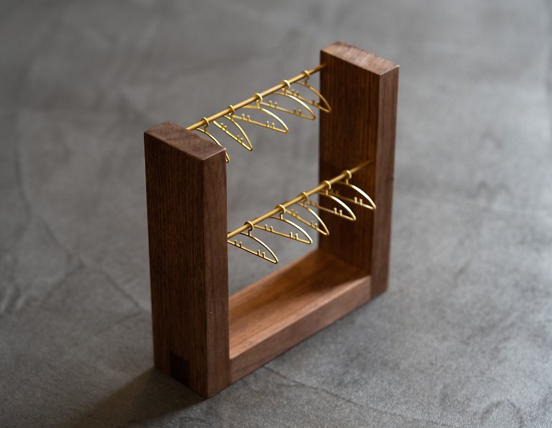 The Square Jewelry Storage Hanger Rack/Solid Wood/Brass - กล่องเก็บของ - ไม้ สีนำ้ตาล
