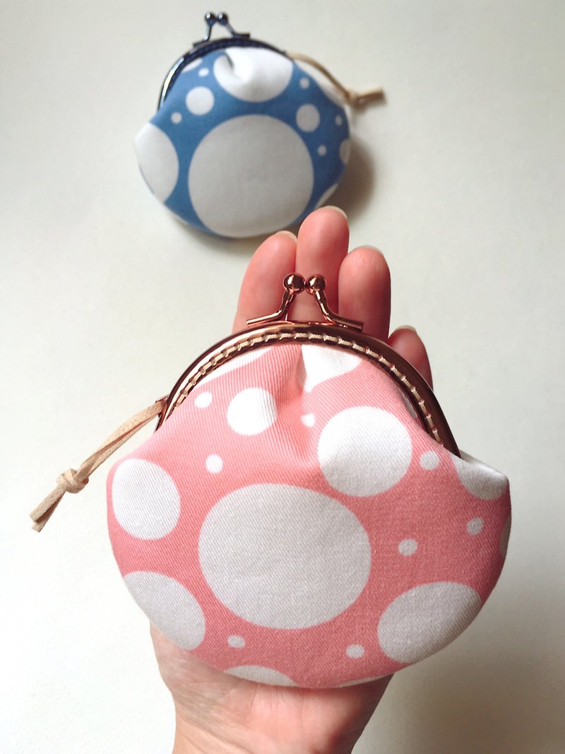 hm2. Sweet pink shells with summer bubbles. Gold bag - Coin Purses - Cotton & Hemp Pink