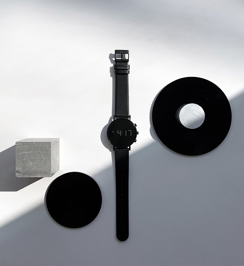 TOKIJI borderless electronic watch with hour mark - black frame/black leather strap - นาฬิกาผู้ชาย - หนังแท้ สีดำ