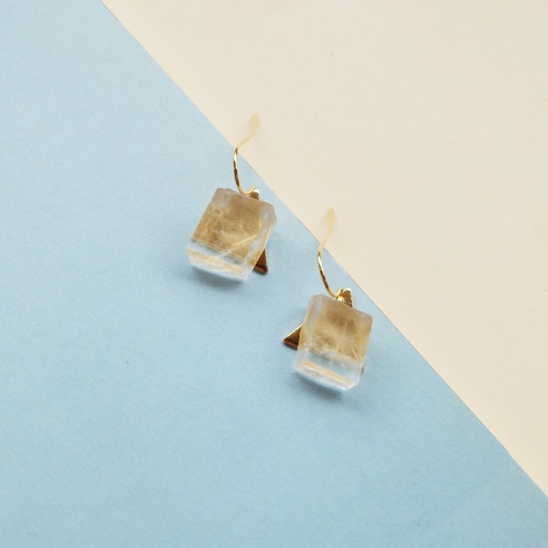 Ice Coast Retro Nordic style calcite crystal 18k gold-plated thick gold earrings - Earrings & Clip-ons - Other Metals Gold