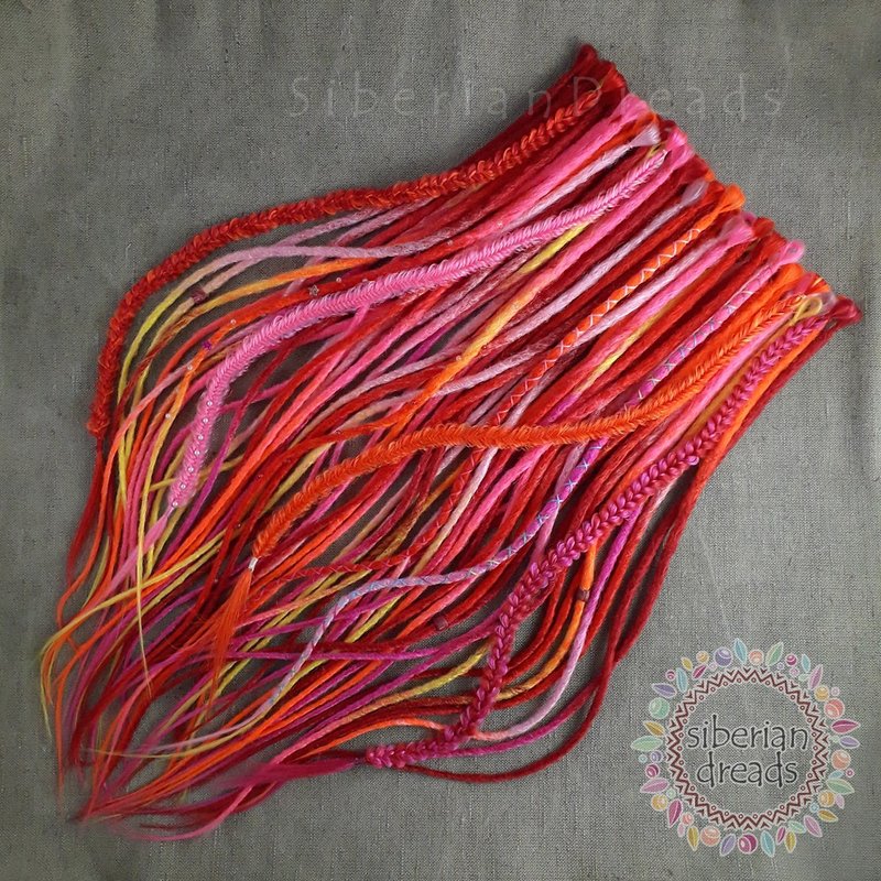 Red Pink Crochet Dreadlcoks / - 髮夾/髮圈 - 其他材質 紅色