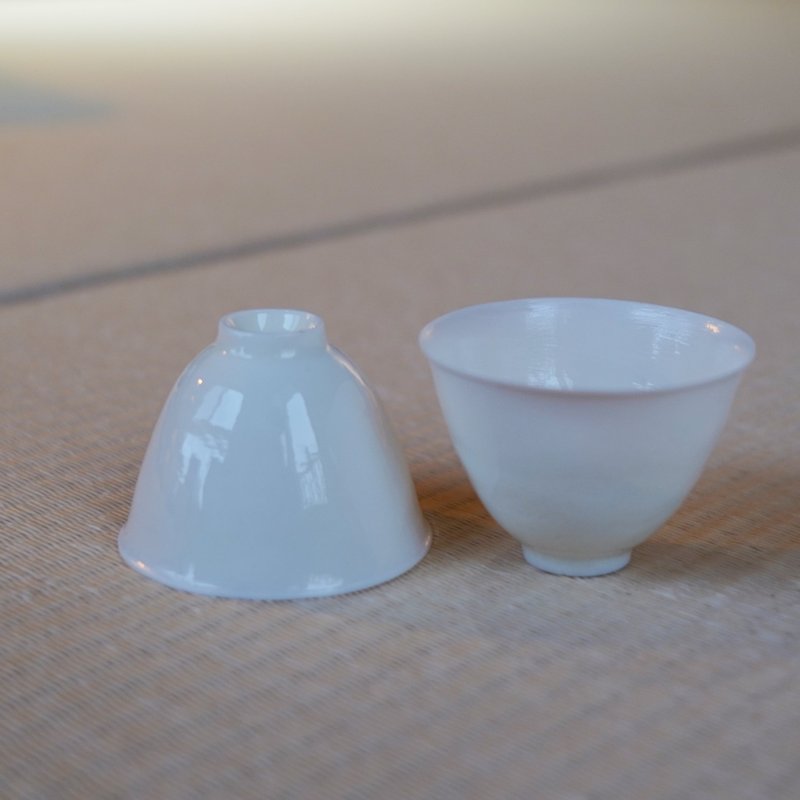 White porcelain ultra-thin cup with round mouth - ถ้วย - ดินเผา 