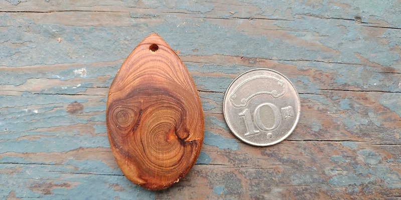 Taiwan Red Cypress Concentric Circle Pendant (F) - Necklaces - Wood 