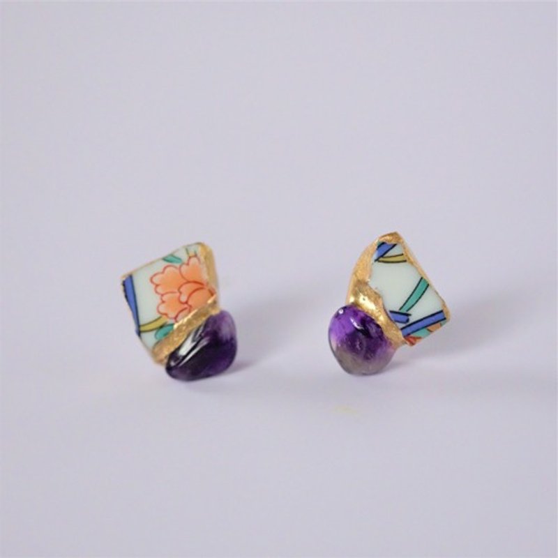 Imari ware porcelain piece x Kintsugi pierced Clip-On (salmon pink floral porcelain piece, amethyst) - Earrings & Clip-ons - Pottery 