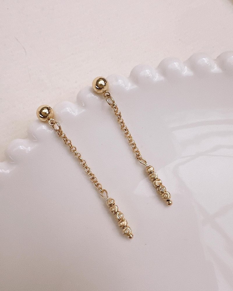 C&W s925 gold-filled anti-allergic long chain small spiral gold ball gold ball earrings - Earrings & Clip-ons - Sterling Silver Gold