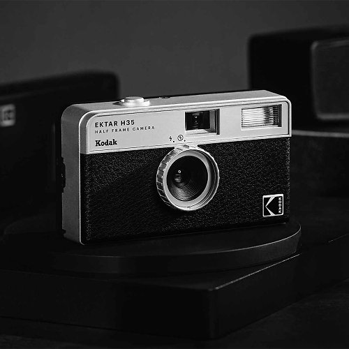 Kodak 柯達底片相機旗艦店 預購中【Kodak 柯達】復古底片相機 Kodak Ektar H35 黑色 半格機