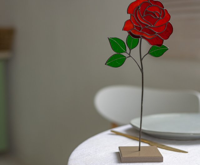 中型サイズW59X45cmステンドグラスローズ　赤い薔薇のステンドグラスフレーム 5b53b57f9d91a6e600fcf85586f47a