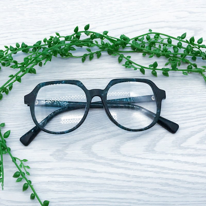 プロトタイプグレーズグリーンラウンドクラウン形状眼鏡5バレルヒンジ日本製ハンドメイド - 眼鏡・フレーム - その他の素材 グリーン
