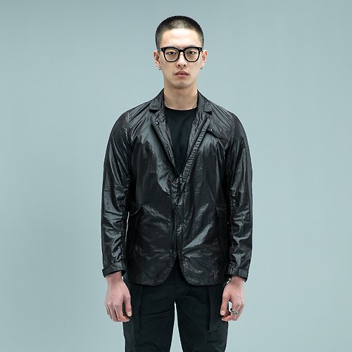 DARTW 男士黑色輕量化機能西服輕薄防曬服袖長胸圍可調節式薄外套