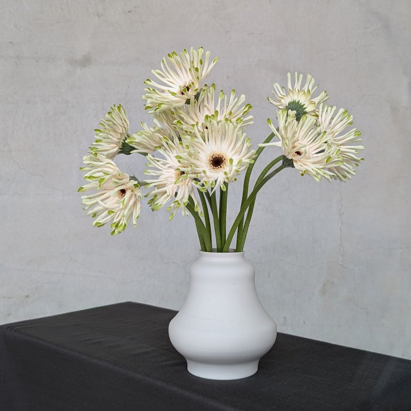 Steady white-curved vase and flower holder with dots of scratches - Pottery & Ceramics - Pottery White