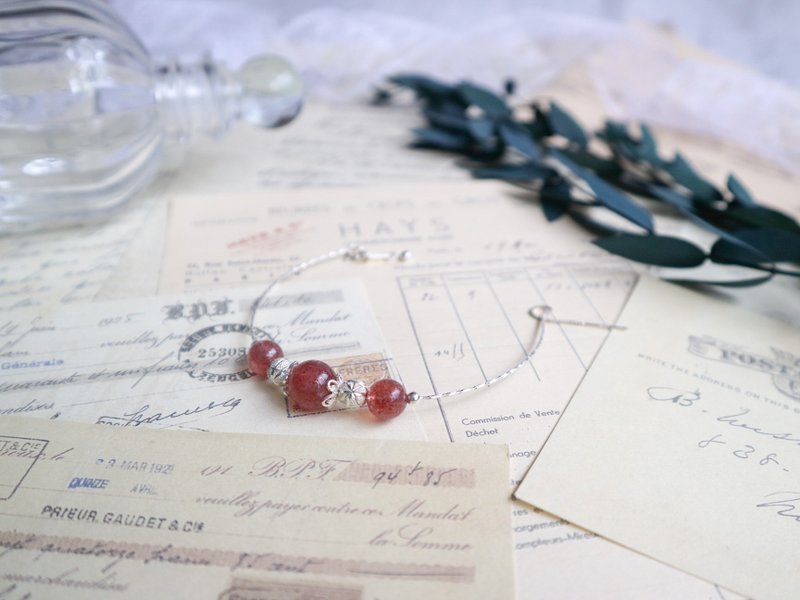 【Earth Series】Original DIY Bracelet Strawberry Crystal 925 Sterling Silver Bracelet - Bracelets - Crystal Red