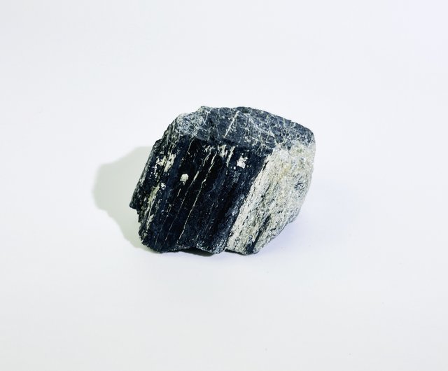 開運 水晶球 ブラックトルマリン・銀鉱物共生 49.3mm 156g 【公式通販】