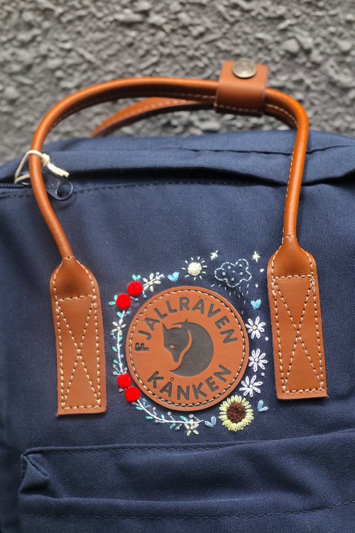 狐狸森林/Kuanai Hui 花花烏雲與陽光-Kanken刺繡訂製 -藍色