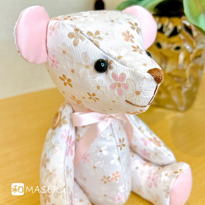 Japanese style teddy bear, made in Japan, floral patterns, free gift wrapping - ตุ๊กตา - เส้นใยสังเคราะห์ ขาว