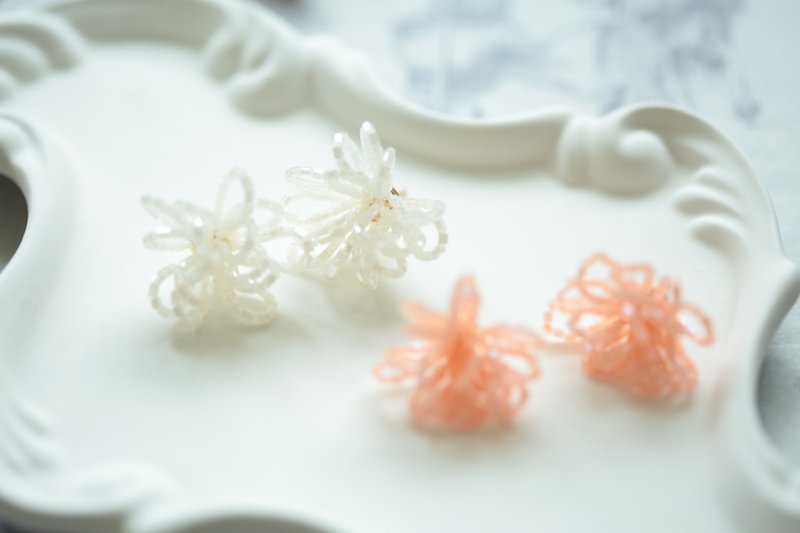 treasure jewelry braided series│pink orange fireworks and white fireworks style can be changed into Clip-On - Earrings & Clip-ons - Thread White