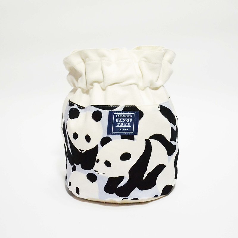 :: :: Bangs tree dorsal bucket bag _ Panda (middle shelf) - กระเป๋าแมสเซนเจอร์ - ผ้าฝ้าย/ผ้าลินิน ขาว