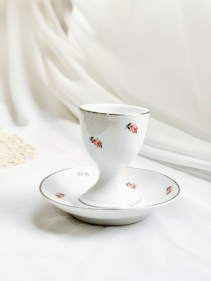 [Good Day Fetish] German vintage Silver-edged country style flower egg cup - จานเล็ก - ดินเผา ขาว