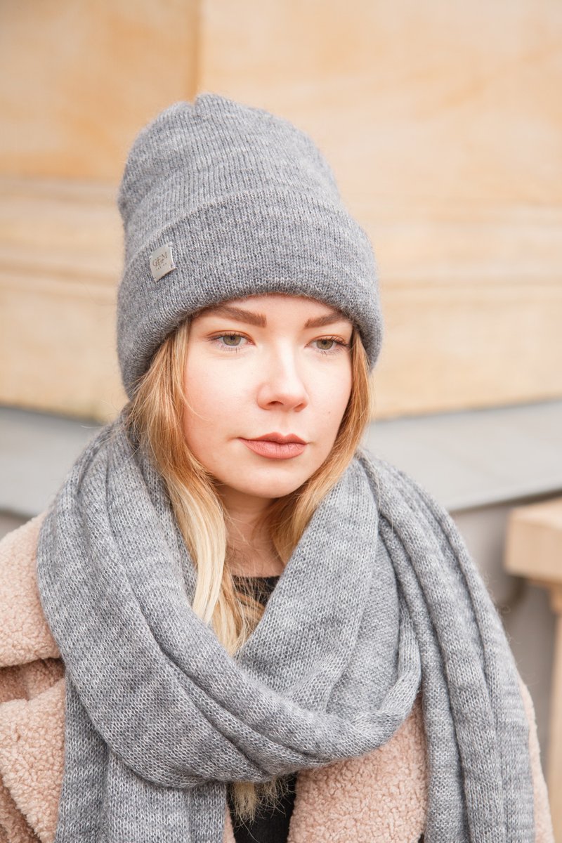 cashmere-merino-knitted-beanie-hat-gray-knitted-hat-gemknitdesign