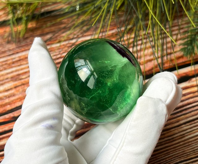 1 つのオブジェクト、1 つの写真] 直径 46 MM の天然グリーン石水晶玉 ...