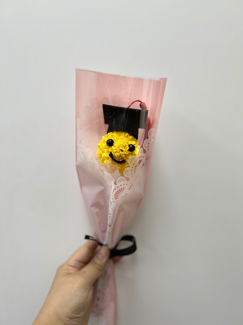 Graduation Bouquet/Soap Flower/Panacea Flower - จัดดอกไม้/ต้นไม้ - พืช/ดอกไม้ 