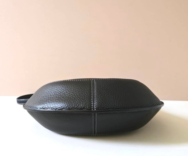 廃盤中古 ロエベ ハーフムーン ホーボーバッグ サイドバック