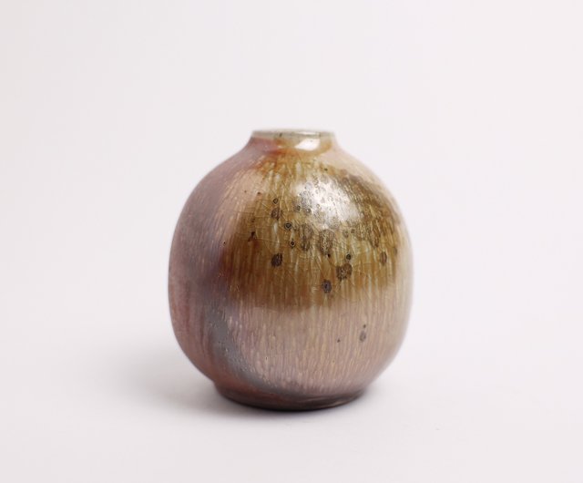 明雅窯 l 薪焼志野水晶 小口花瓶 陶器 花陶芸コレクション T - ショップ Bardur ceramics 花瓶・植木鉢 - Pinkoi