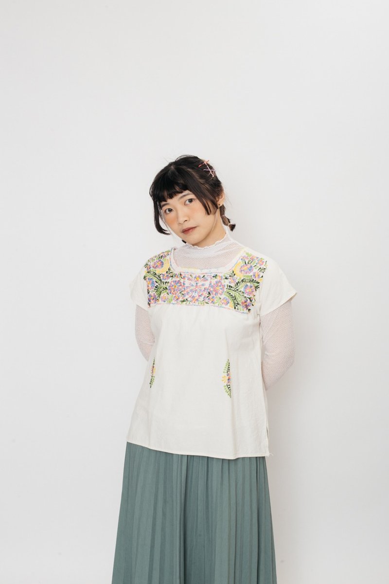 墨西哥刺繡上衣.Mexican Blouse【初戀販賣所】Vintage.A1089 - 女上衣/長袖上衣 - 棉．麻 