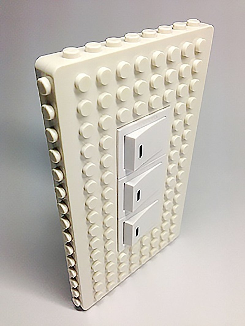 最後1組 不再生產 經典白積木收納電源蓋 相容樂高LEGO - 收納箱/收納用品 - 塑膠 白色