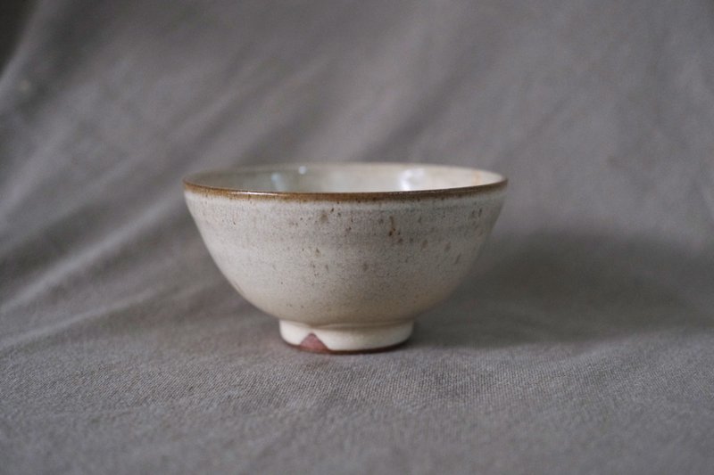 米黃- 手作小碗 - 碗 - 陶 