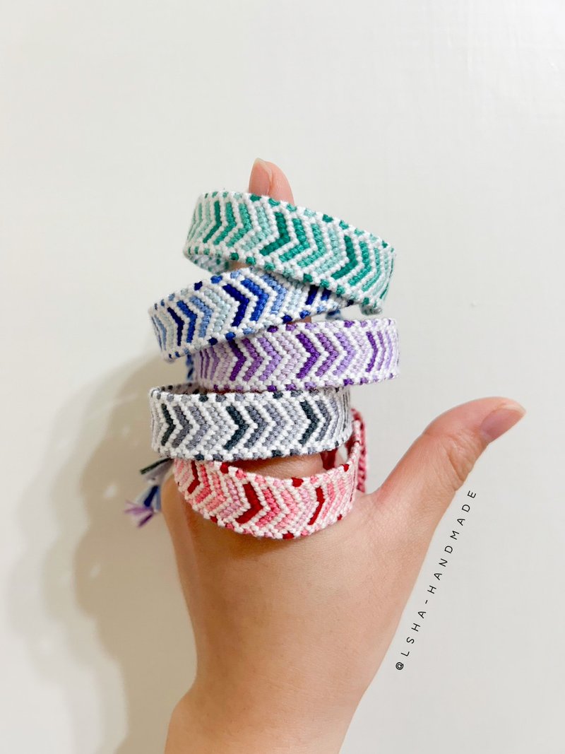 【LSHA】Handmade woven friendship bracelets Friendship Bracelets (Day Neon) - สร้อยข้อมือ - ผ้าฝ้าย/ผ้าลินิน 