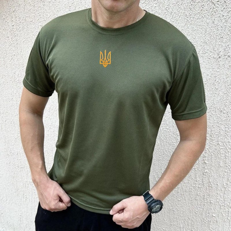 Ukraine T-shirt With Embroidered Trident from Ukraine Sellers | Zelensky T-shirt - 男襯衫/休閒襯衫 - 棉．麻 卡其色