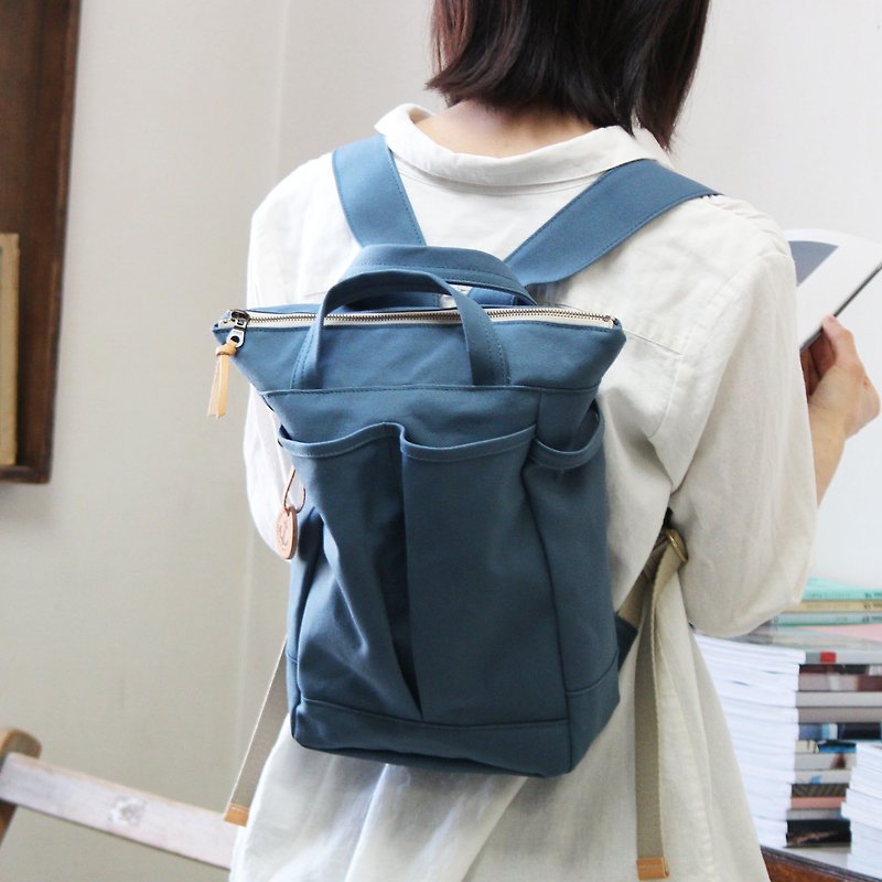hike30: Blue Gray Takashima Canvas Backpack - กระเป๋าเป้สะพายหลัง - ผ้าฝ้าย/ผ้าลินิน สีน้ำเงิน