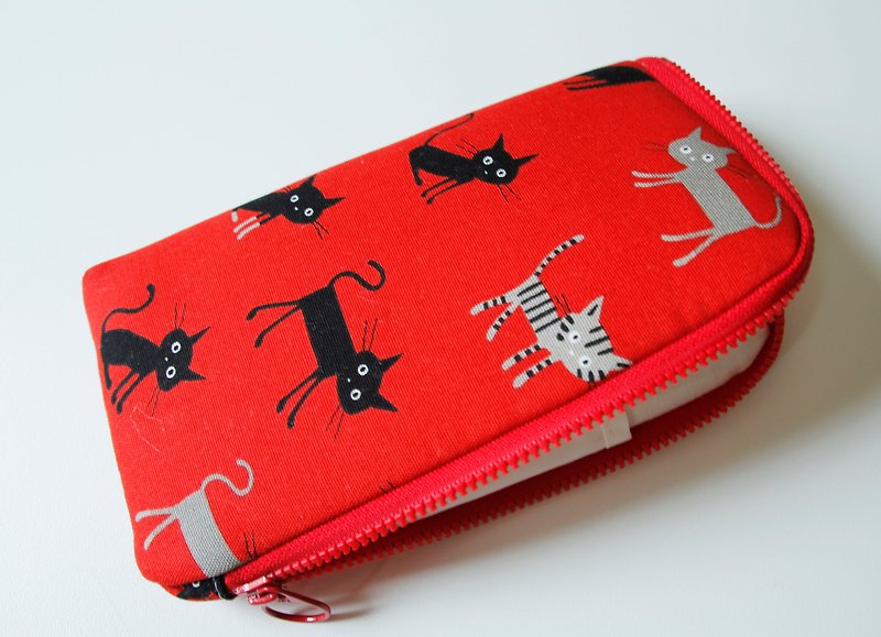 Hand made iPhone phone bag mobile phone storage bag zipper phone bag zipper bag carry bag - Phone Cases - Cotton & Hemp Red