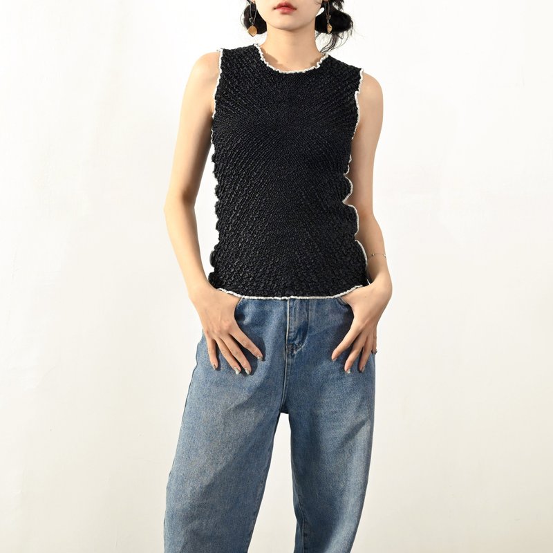 【NaSuBi Vintage】Pleated fabric trim sleeveless vintage top - Women's Tops - Other Man-Made Fibers Black