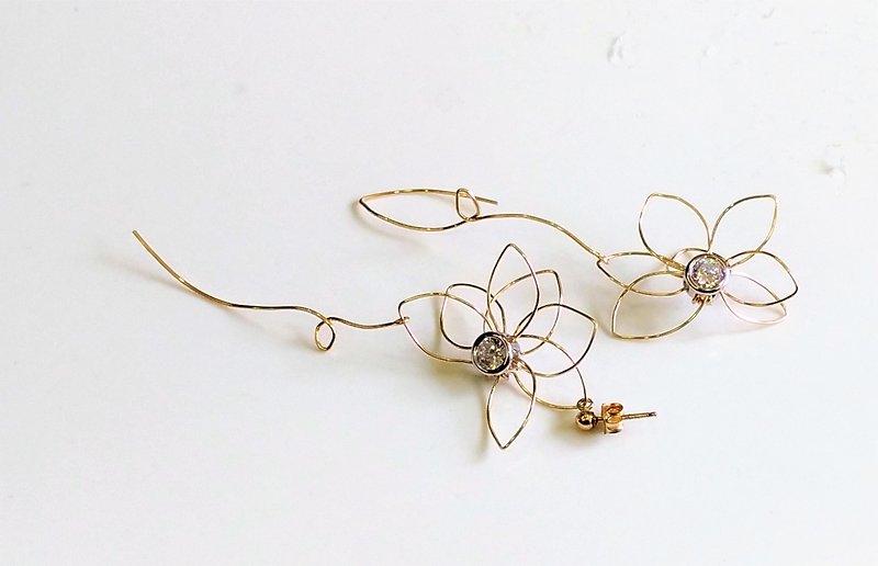Flying Fly Tung 14KGF Earring Clips Tong Blooms 14KGF earring. Birthday Gift - Earrings & Clip-ons - Other Metals Gold