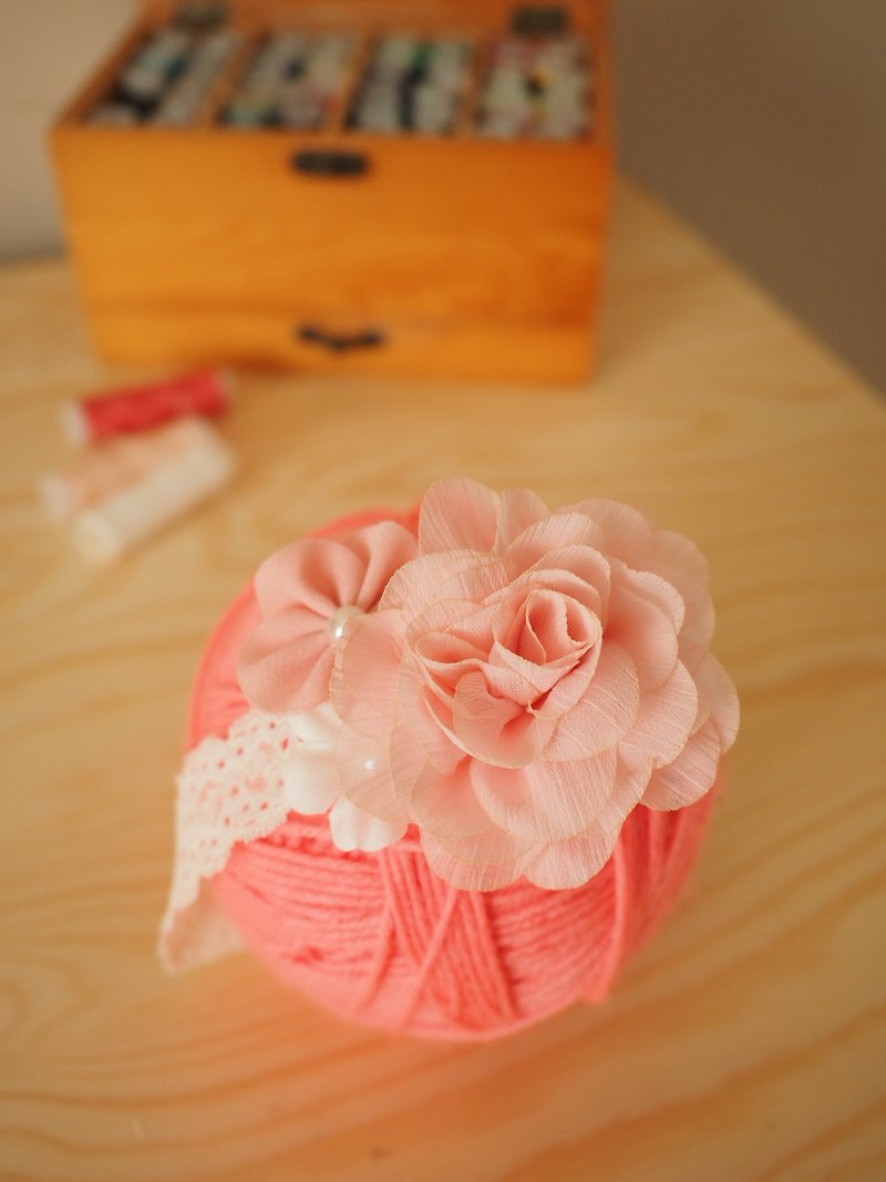 Handmade fabric flower baby/kid headband - Baby Accessories - Cotton & Hemp Pink