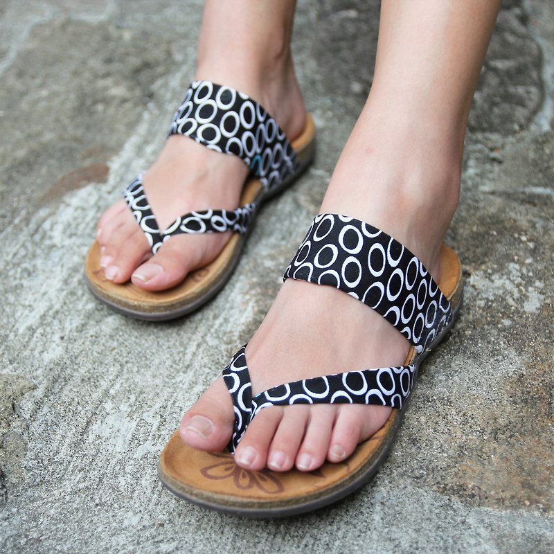 【Flip Flop  Circle】Lycra Flip Flop/ Leather insole - Sandals - Genuine Leather Black