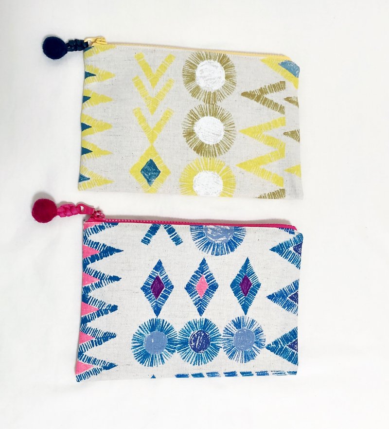 Cosmetic bag - Japanese imported flower cloth - geometric graphics - กระเป๋าเครื่องสำอาง - ผ้าฝ้าย/ผ้าลินิน สีเหลือง