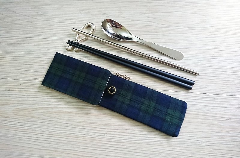 Eco-friendly tableware storage bag cutlery set Scottish plaid double-layer chopstick bag - ช้อนส้อม - ผ้าฝ้าย/ผ้าลินิน 