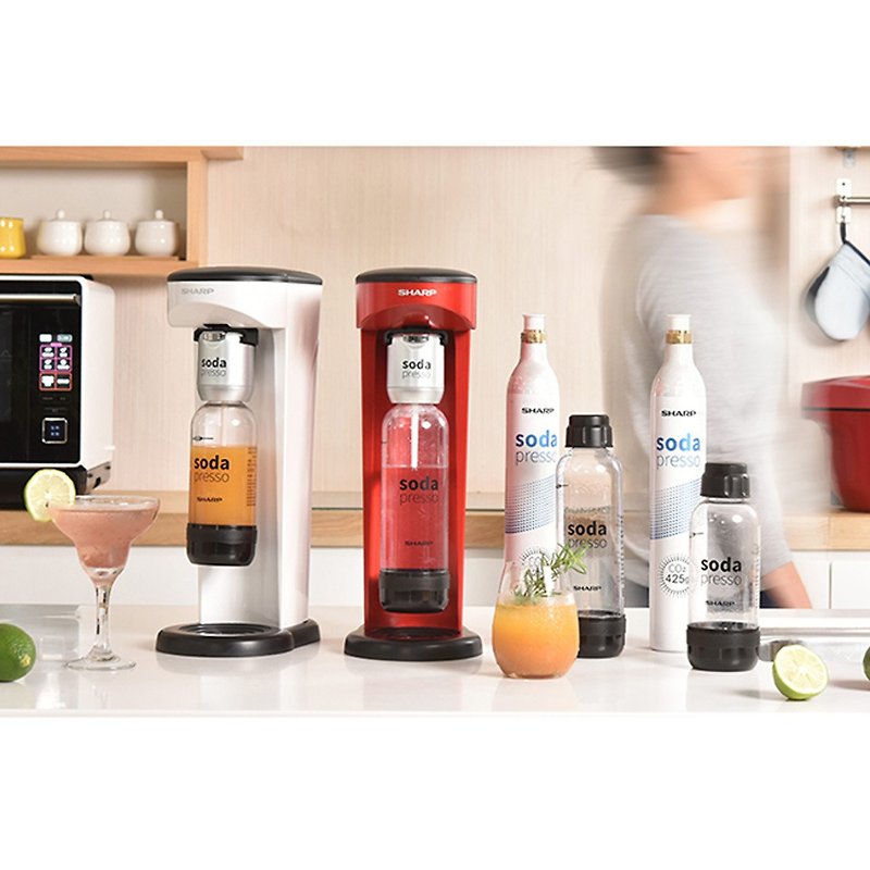 SHARP Soda Presso sparkling water machine (2 water bottles + 2 gas bottles) Berry Red R CO-SM2T - Other Small Appliances - Plastic Red