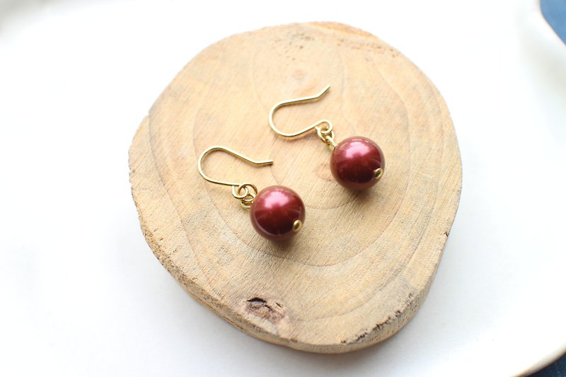 Pretty red-Pearl earrings - ต่างหู - โลหะ สีแดง