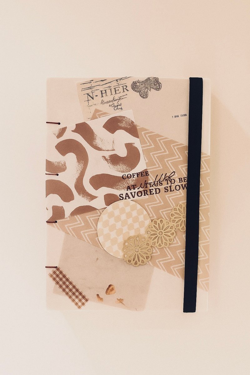 A6手縫筆記本 手工書 2026手帳  手縫書 線裝書 - 筆記本/手帳 - 紙 