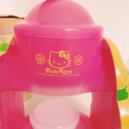 2001年　ハローキティ ビーチマット 180x180cm ひまわり 2001年 ハローキティ ビーチマット 180x180cm ひまわり 2001年 ハロー