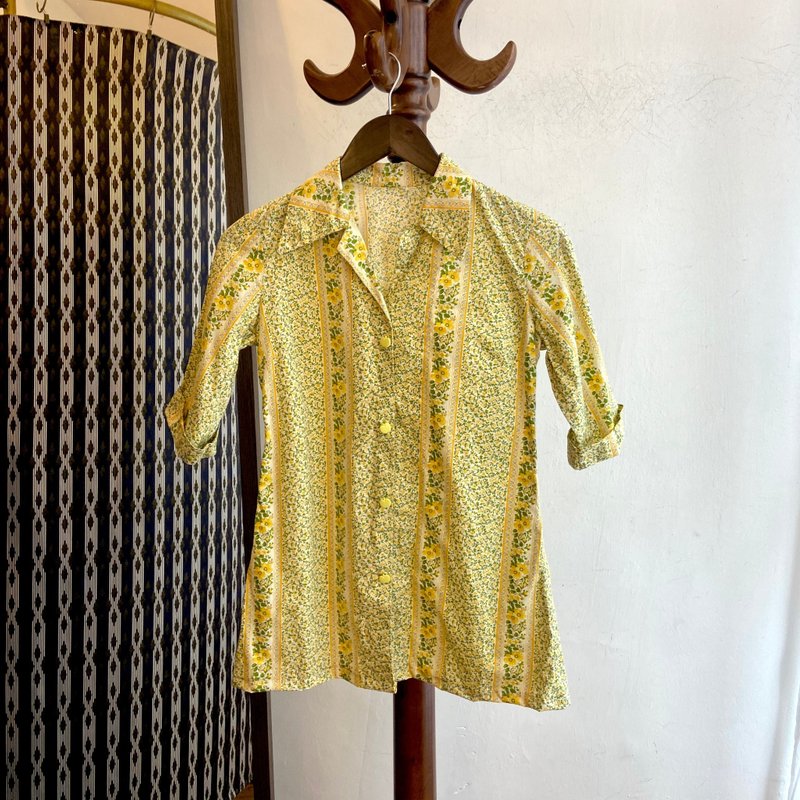 60s vintage shirt - เสื้อเชิ้ตผู้หญิง - ไฟเบอร์อื่นๆ สีเหลือง