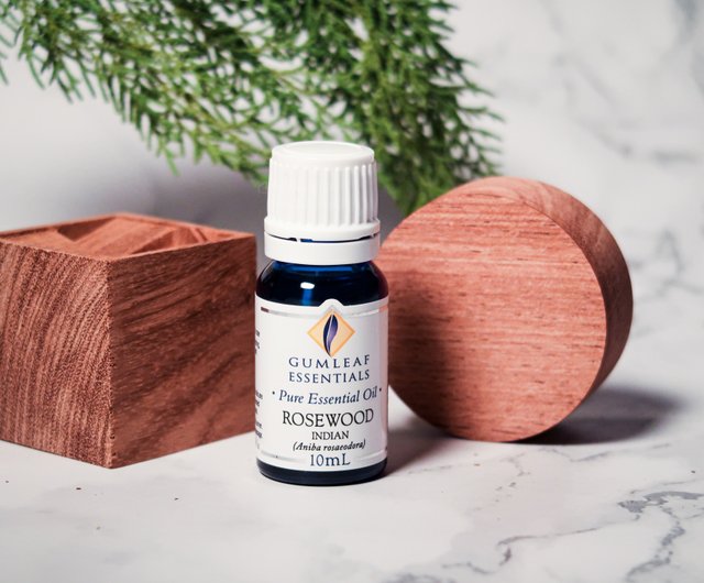 希少　ヤングリヴィング　ローズウッド 10ml YoungLiving ローズウッド エッセンシャルオイル rosewood 希少