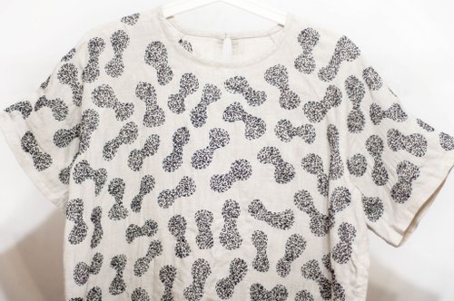 omhandmade 女裝 黑白色刺繡上衣 有機純棉手繡上衣 手織布短袖刺子繡-幾何學
