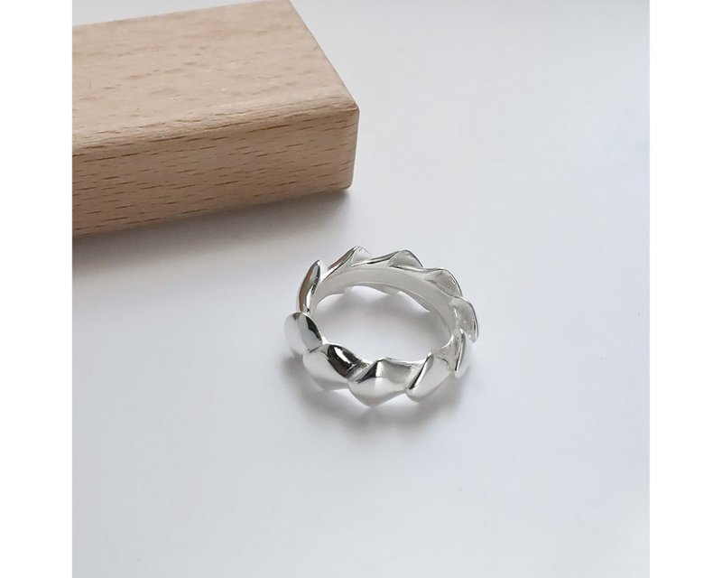 I scale I 925 sterling silver ring - แหวนทั่วไป - เงินแท้ สีเงิน