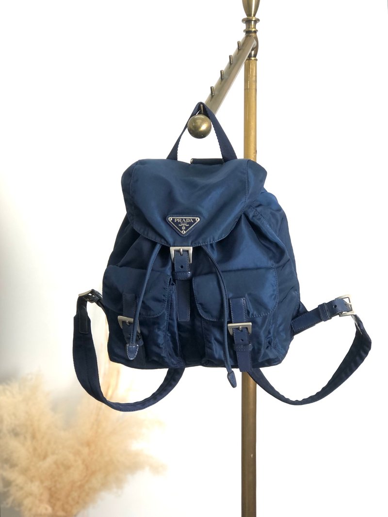 【日本直送 品牌二手包】PRADA Prada 背包 海軍藍 三角形標誌 尼龍 雙口袋 復古 6een3f - 手提包/手提袋 - 尼龍 藍色