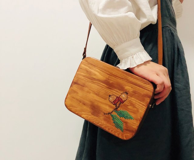 どんぐりのバック　ハンドメイド 元泉手作り秋の純手刺繡どんぐりバッグ - ショップ yuansen