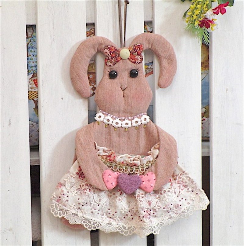 蕾絲兔造型袋物(大) - 化妝袋/收納袋 - 棉．麻 